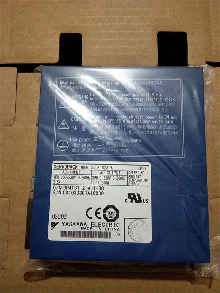 New In Box YASKAWA SJDE-02APA Servo Driver