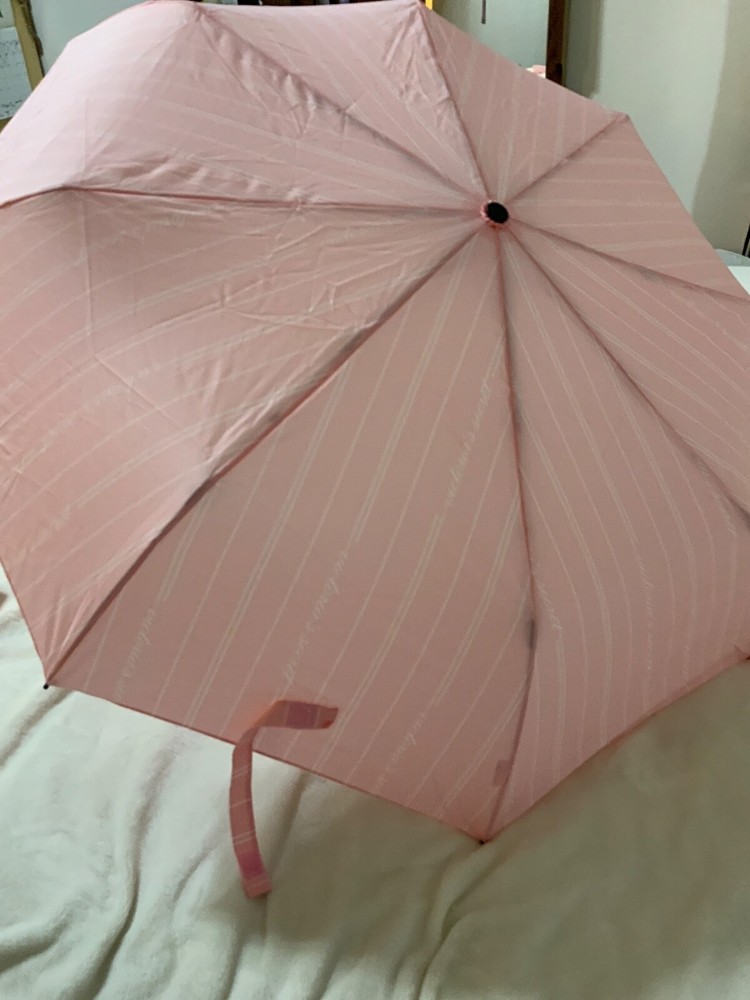 NWT VICTORIA'S SECRET COMPACT TRAVEL UMBRELLA