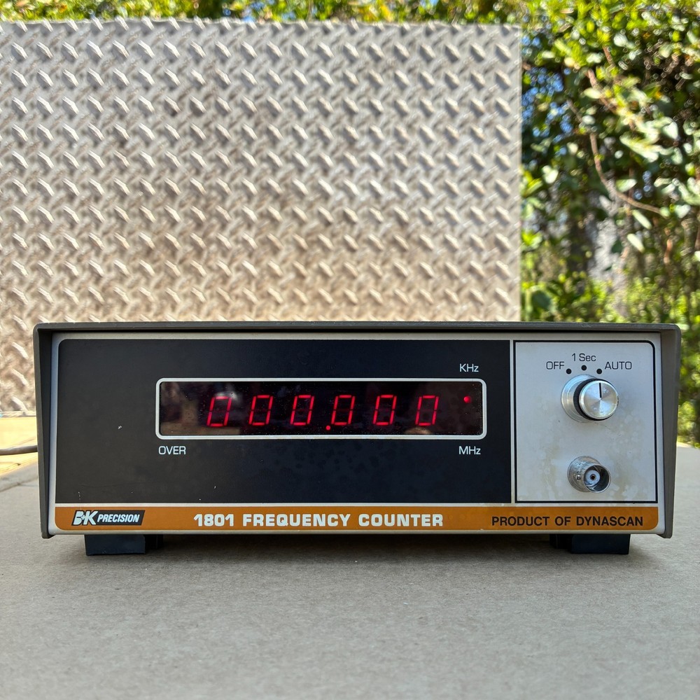 BK Precision Dynascan Model 1801 Frequency Counter Powers Up Pre Owned