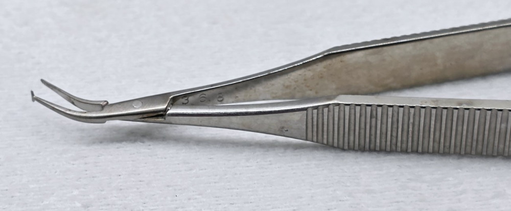 WECK Surgical Ophthalmic Forceps 3036 4.25"