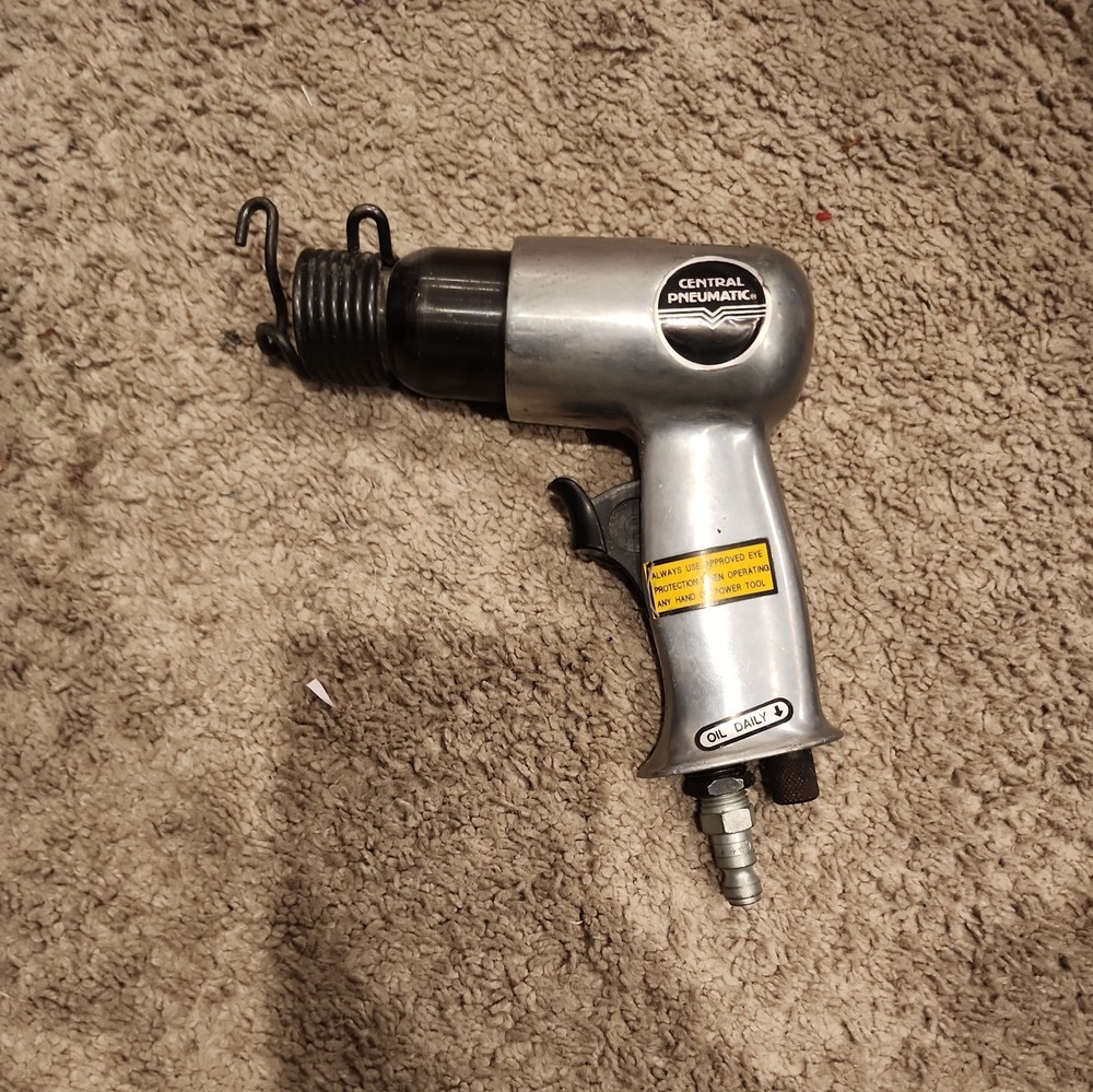 Central Pneumatic 32940 Air Hammer 150mm