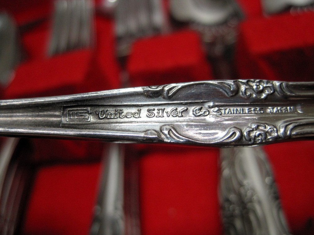 52 Piece United Silver Co Stainless Acadia Flatware 8 Place Setting