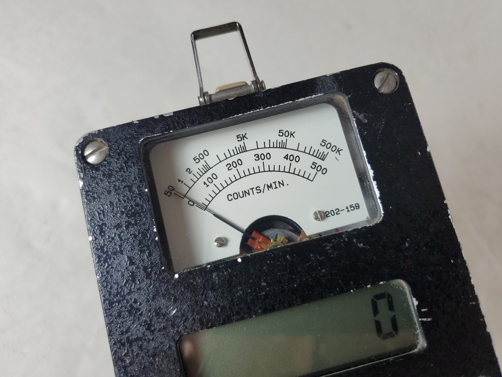 Ludlum 2221 Scaler Ratemeter SCA Radiation Meter Geiger