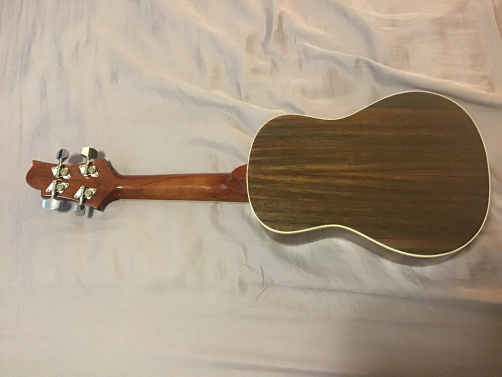 Samick UK-70 Greg Bennett Ukulele Concert Uke