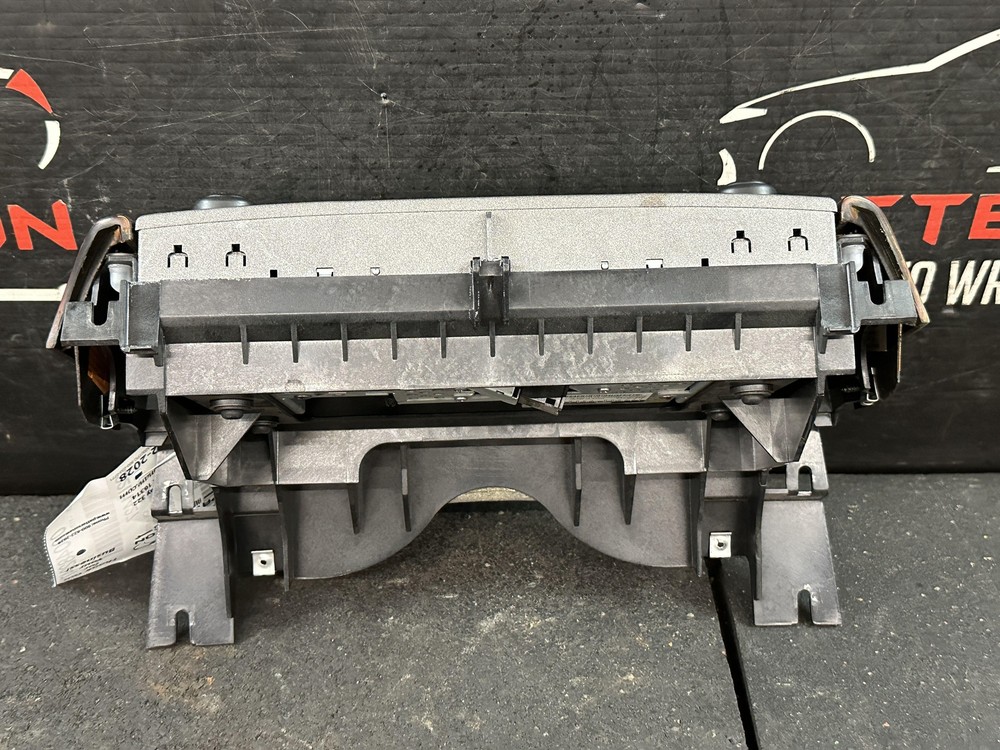 05-09 RANGE ROVER NAVIGATION DISPLAY SCREEN ID YIK500061