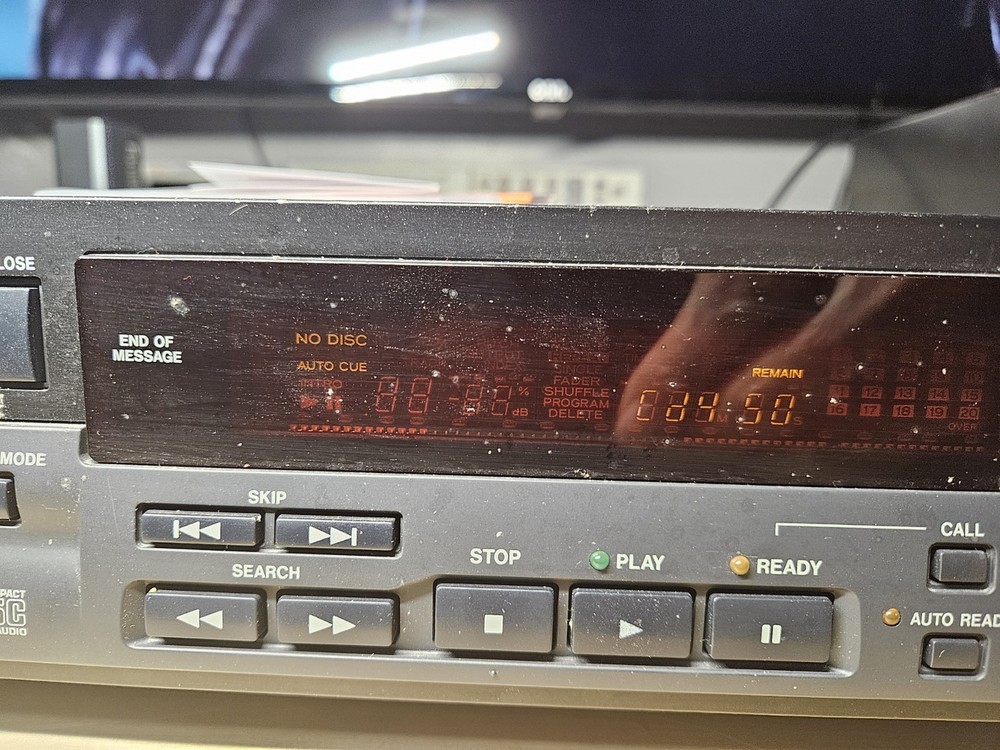 TASCAM CD-450 Professional Studio CD Player (as is)(S18)