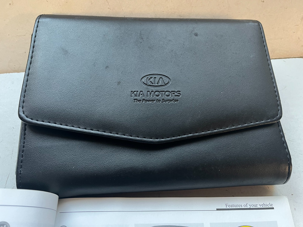 KIA CEED 2007-2012 HANDBOOK AND WALLET