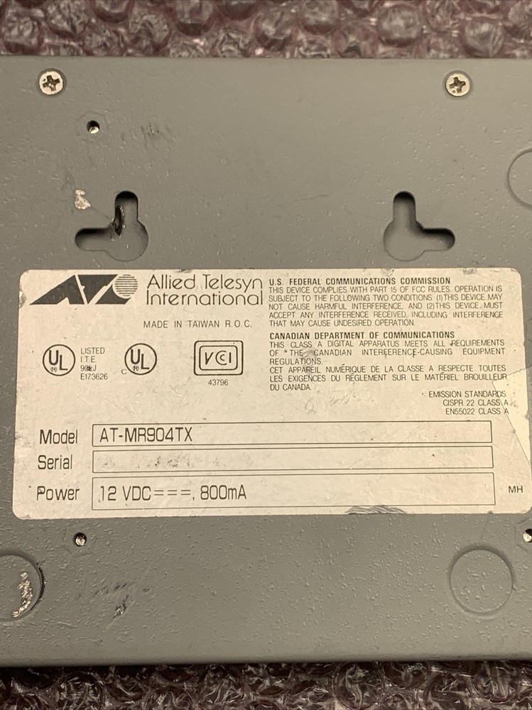 Used CentreCom 4 Port Stackable Hub MR904TX