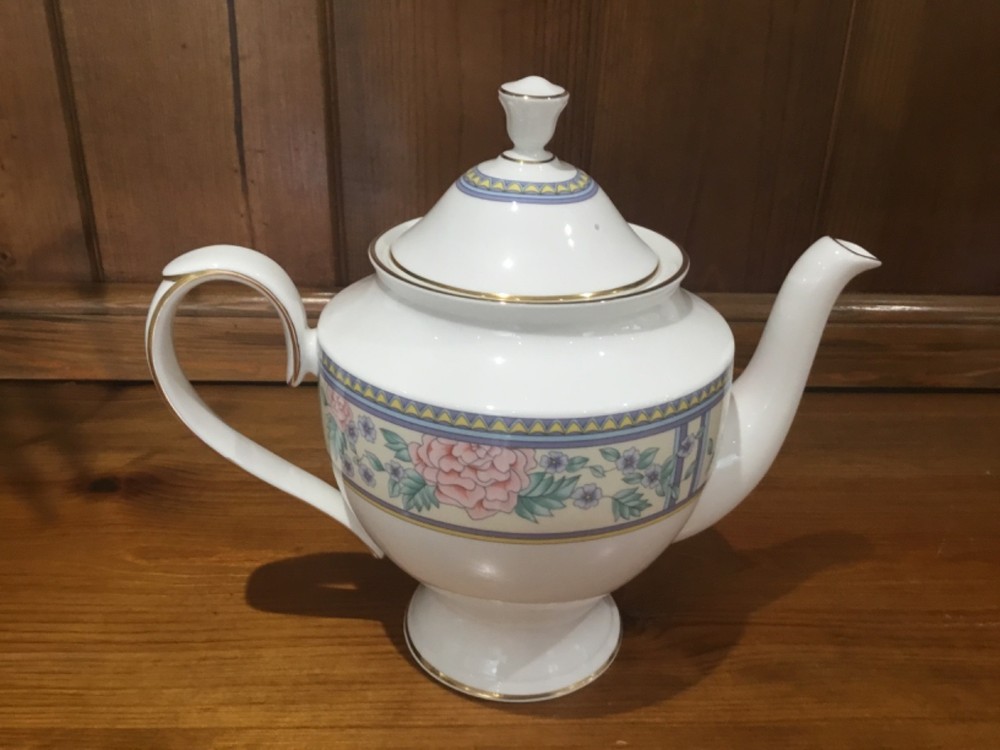 Royal Grafton Sumatra Tea 37 pieces