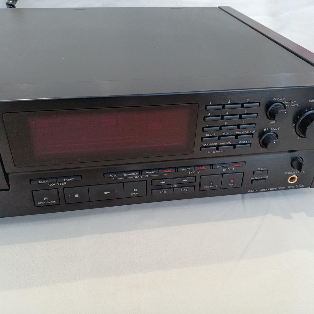 SONY DTC-57ES DAT deck
