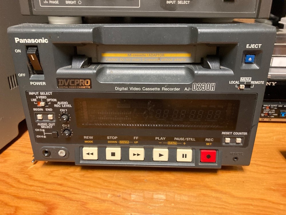 Sony DVCPRO AJ-D230H