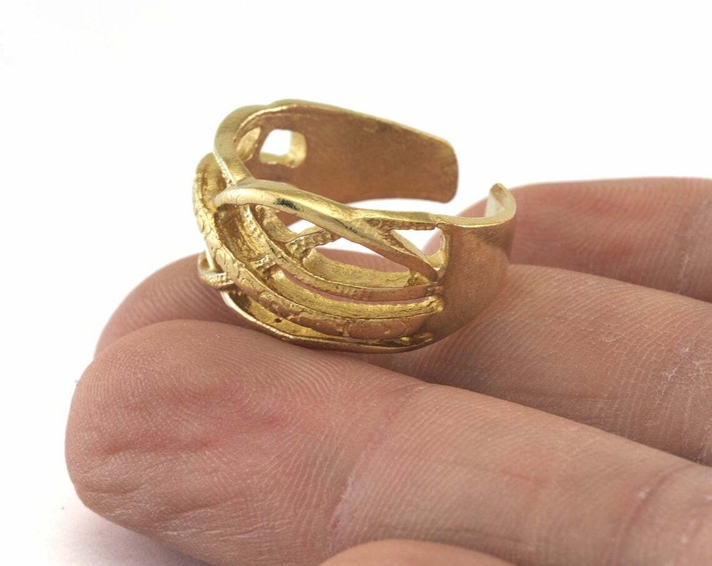 Adjustable Ring Raw brass (18mm 8US inner size - Adjustable ) OZ3367