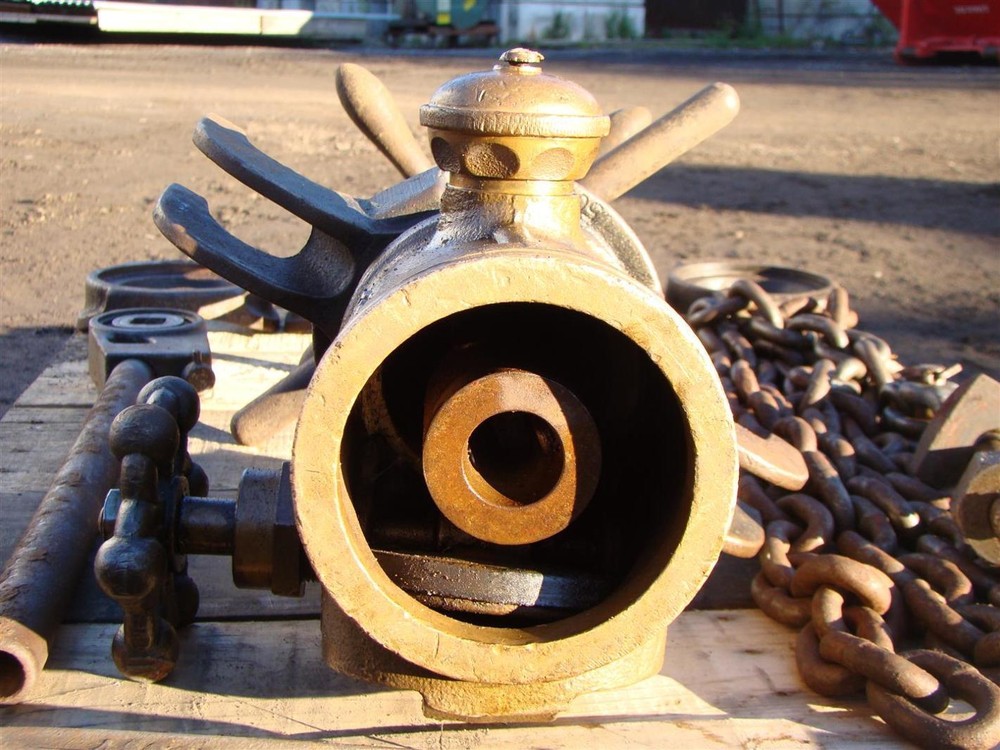 Mueller Decaturill Cat no. B Model no. 1 with Tooling