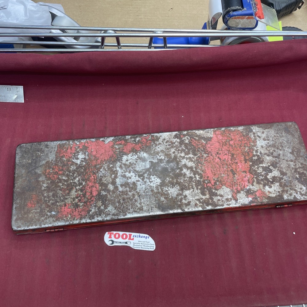 Vintage Snap On KR-281 Metal 3/8" Socket Case, Box, Tin.