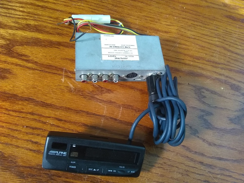Alpine 1201 1208 CD Changer controller