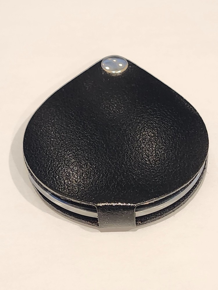 Eschenbach Classic Leather Folding Pocket Magnifiers - (65mm / 3.5x)
