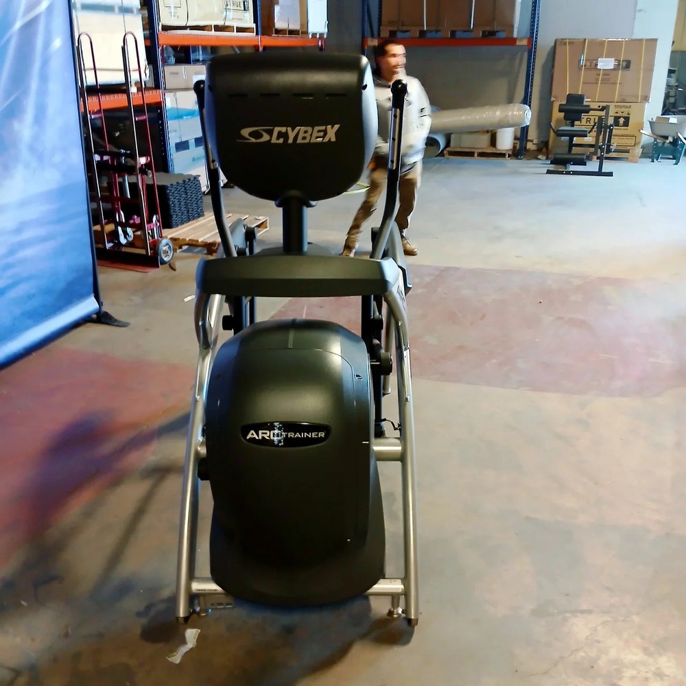 Cybex 626AT Total Body Arc Trainer LED Console
