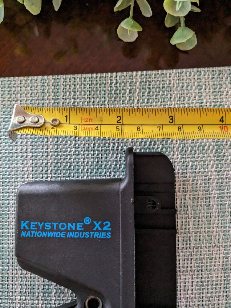 GATE LATCH FOR POST OR METAL RAILS