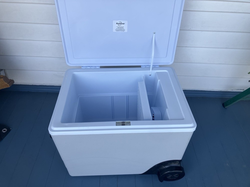 Koolatron 12V Electric Cooler / Warmer 36 Qt Opened Box New