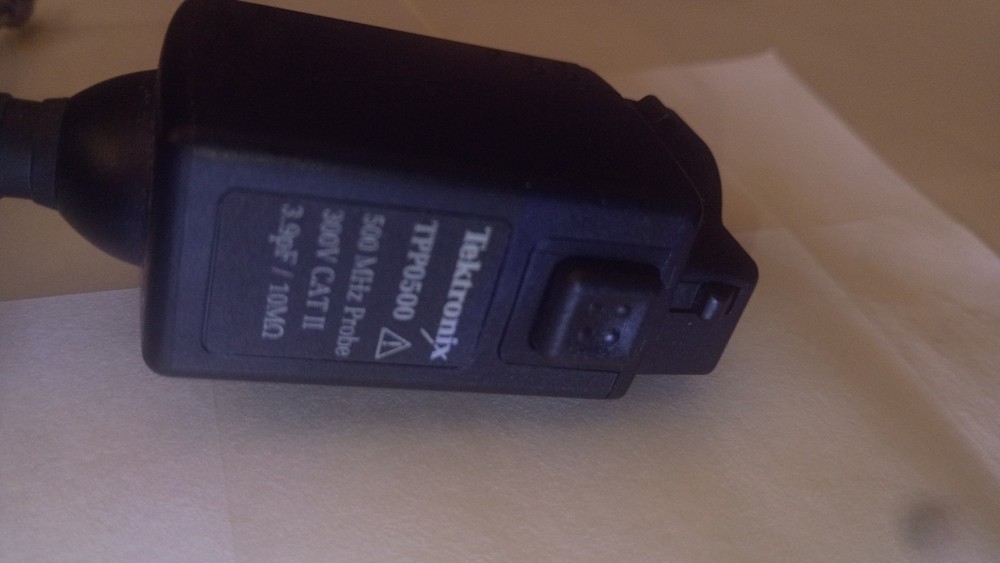 Tektronix Passive Probe. TPP0500