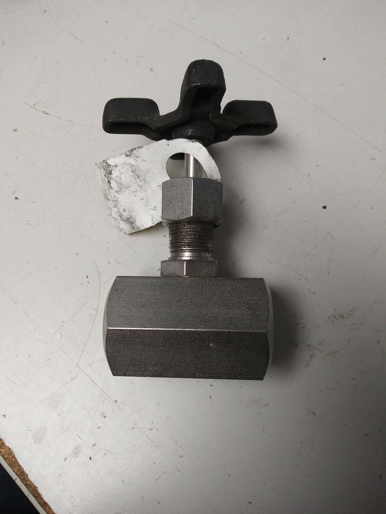 Apollo 60B-702-24 ~ VLV, GLB, 3/8" GRPH, BS, 316 SS