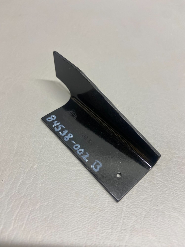 84538-002 Piper Bracket
