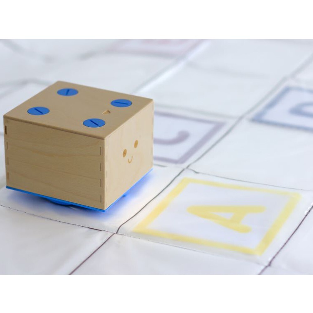 Primo Cubetto Coding Robot with Transparent Pocket Mat 6x6 Bundle Pack STEM Toys