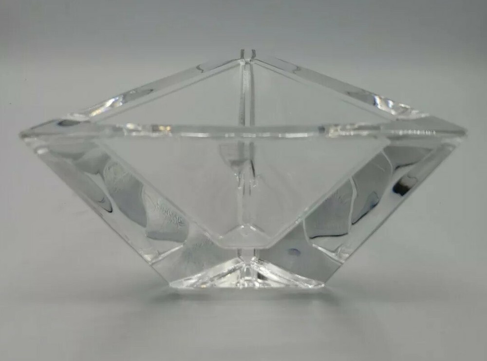 AUTHENTIC ORREFORS SWEDEN SIGNED CRYSTAL TRIANGLE BOWL DISH