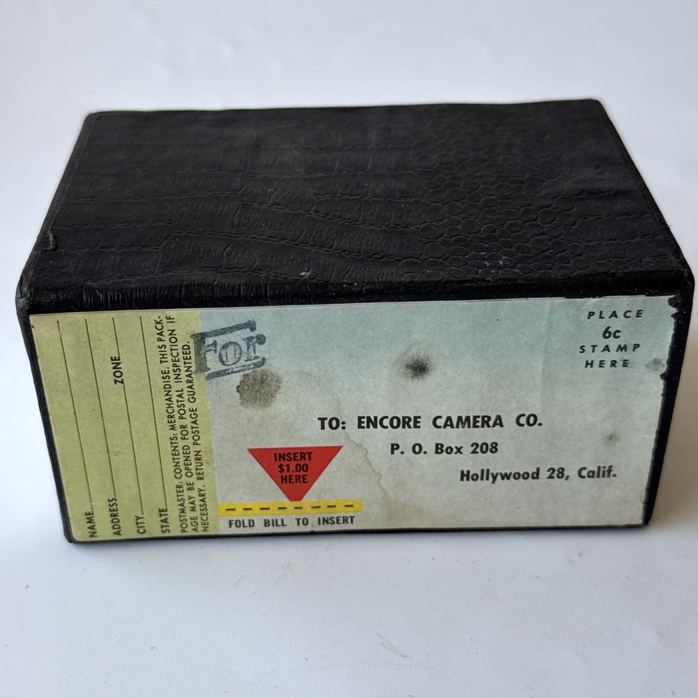 VINTAGE Encore HOLLYWOOD Single Use Box Camera Mail In