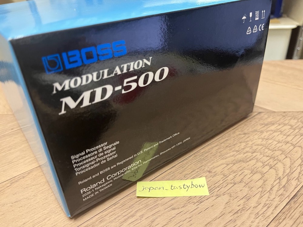 BOSS Multi effector MODULATION pedal MD-500 Light Blue guitar Audio equipment