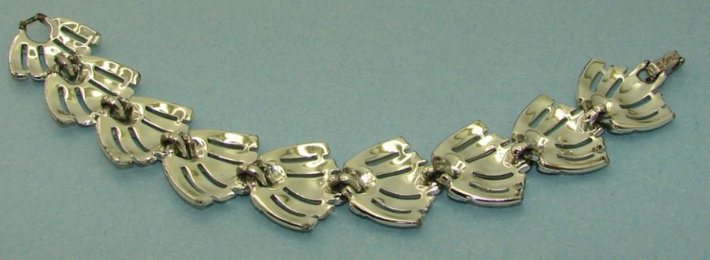 Vintage Coro Unusual Silver Tone Link Bracelet VGUC
