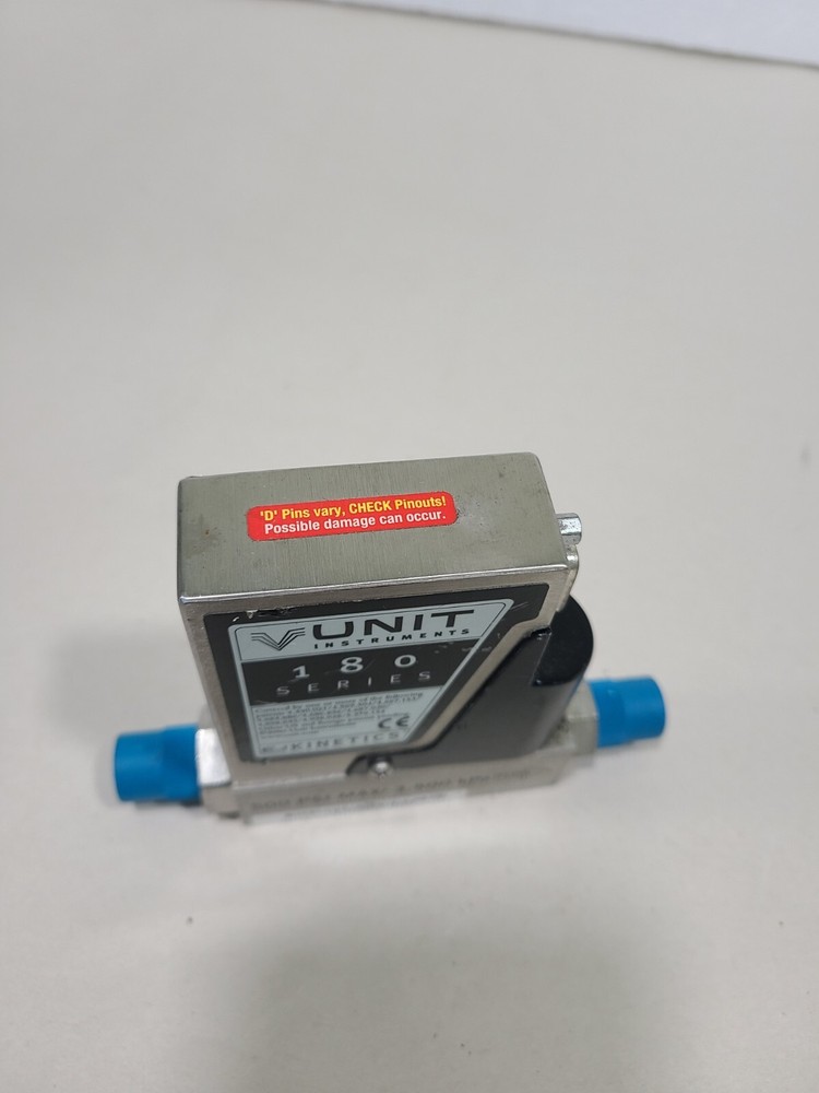 Unit Instruments UFC-180 Mass Flow Controller