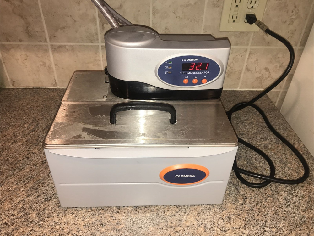 Omega HCTB 3030 Digital Thermoregulator W/ Bath