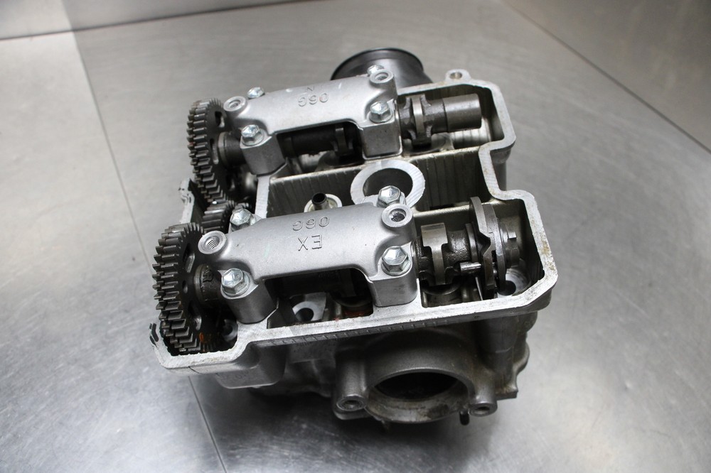 03-05 SUZUKI SV1000 Engine Motor Cylinder Head BOTTOM