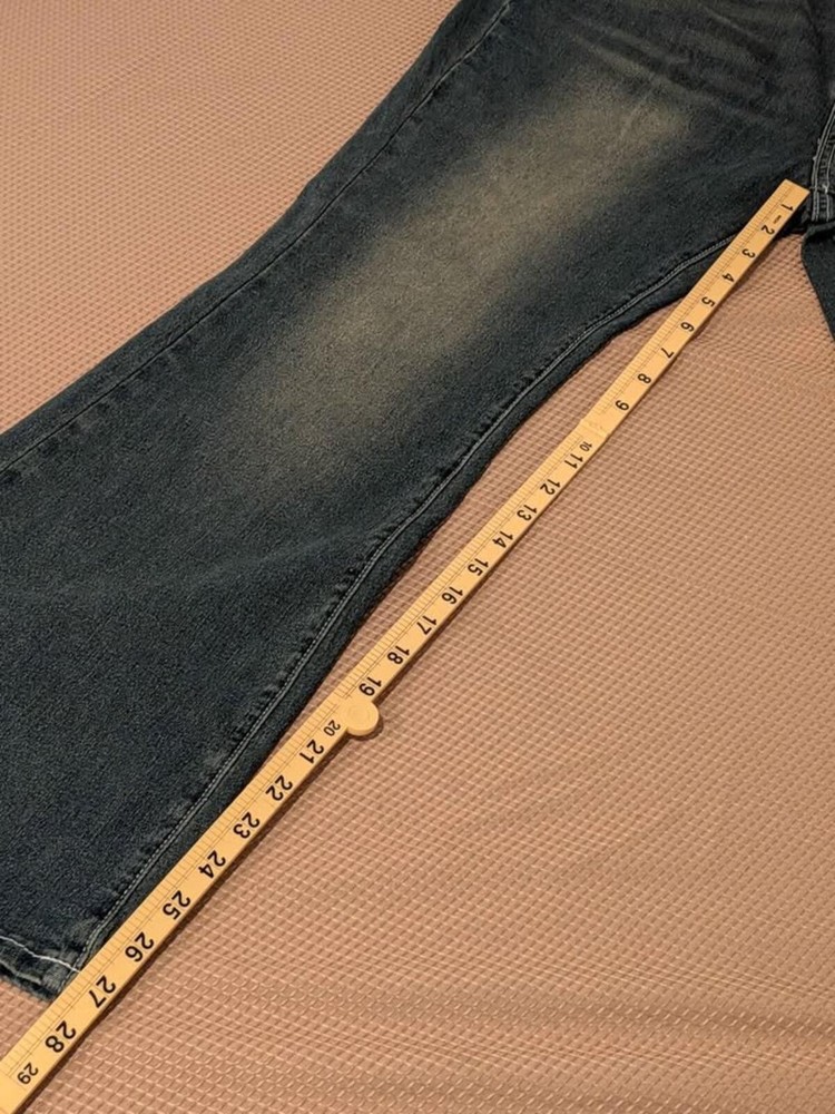 ROMWE NWT dark wash embroidered bootcut jeans