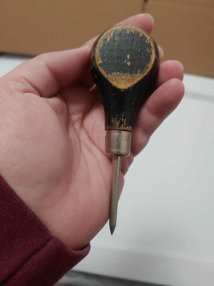 Millers falls scratch awl
