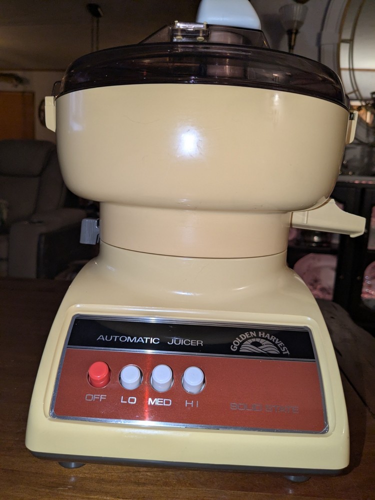 Golden Harvest Solid State Automatic Juicer 119415 Tested Works Very Rare Model