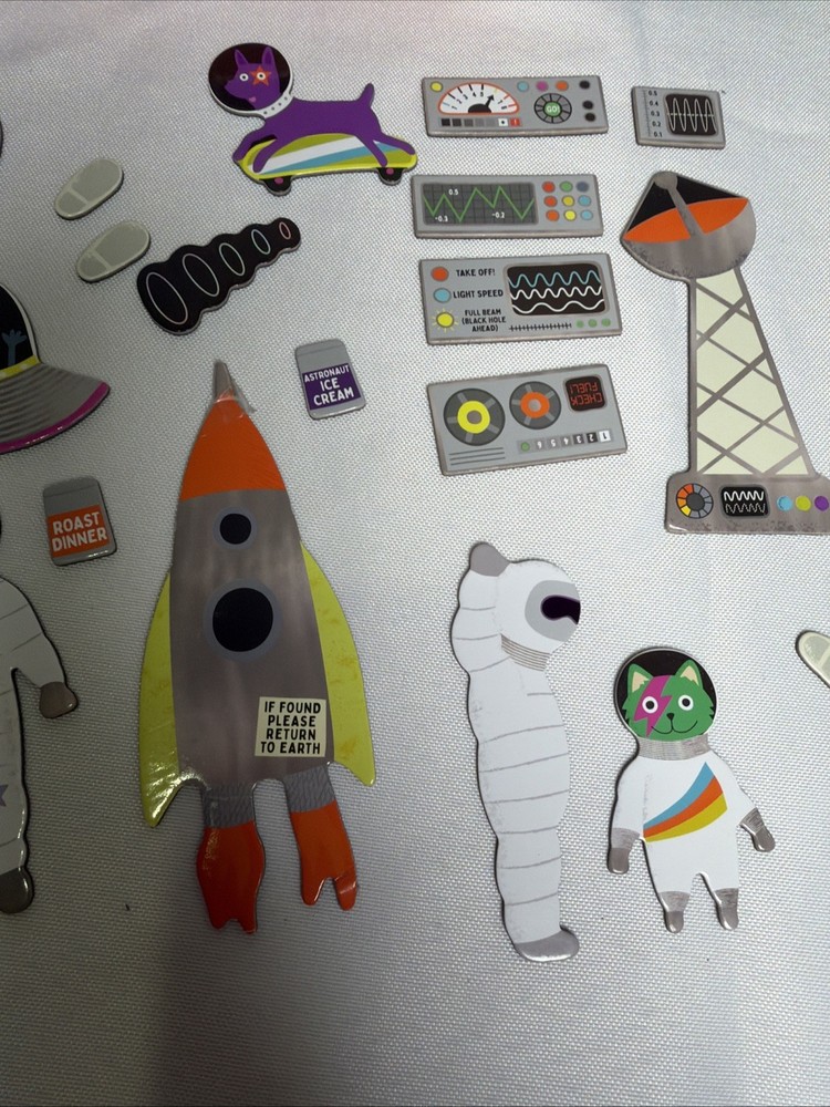 Floss & Rock Magnetic Scenes Playset - Outer Space