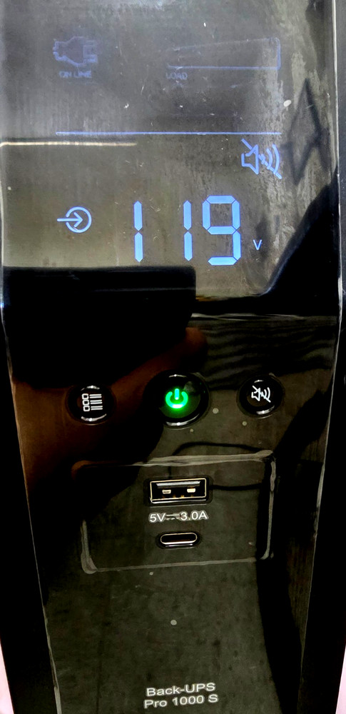 APC Back-UPS Pro 1000S Battery Backup 10 Outlet - NO BATTERIES