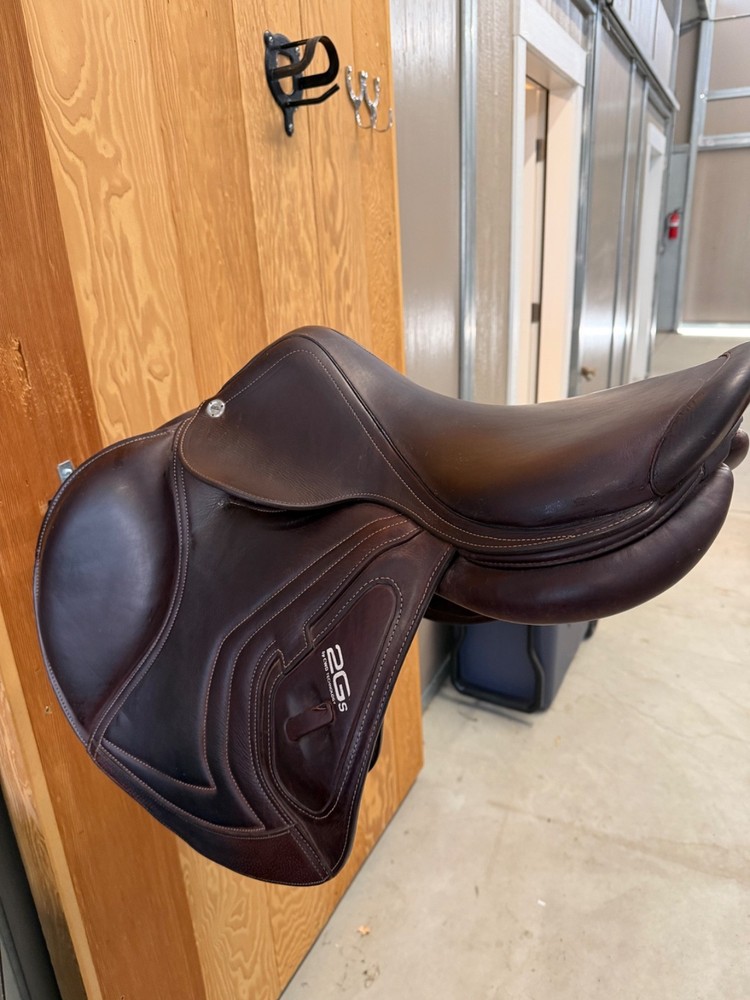 18" CWD SE26 2Gs Saddle - 2023 Nice Condition!