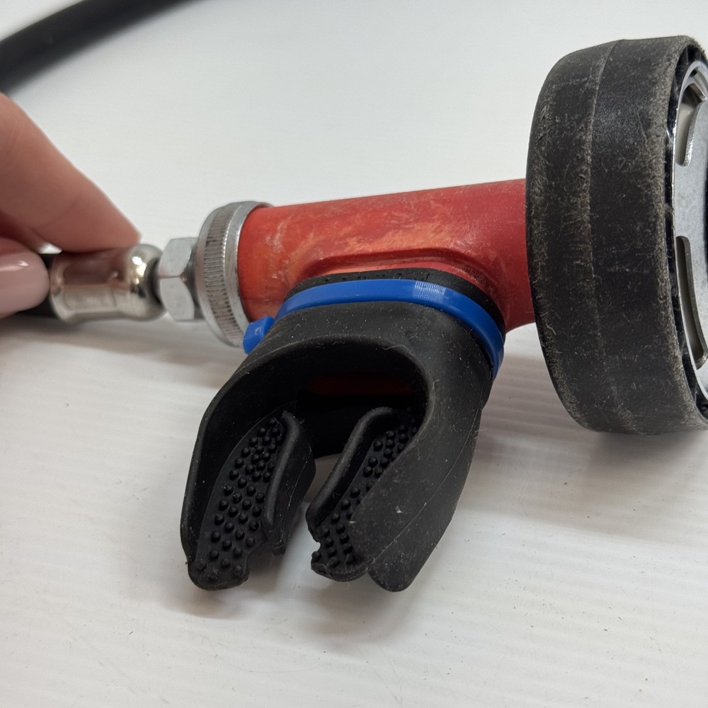 Vintage Poseidon Scuba Regulator Set First & Second Stage w/ Hose – Untested