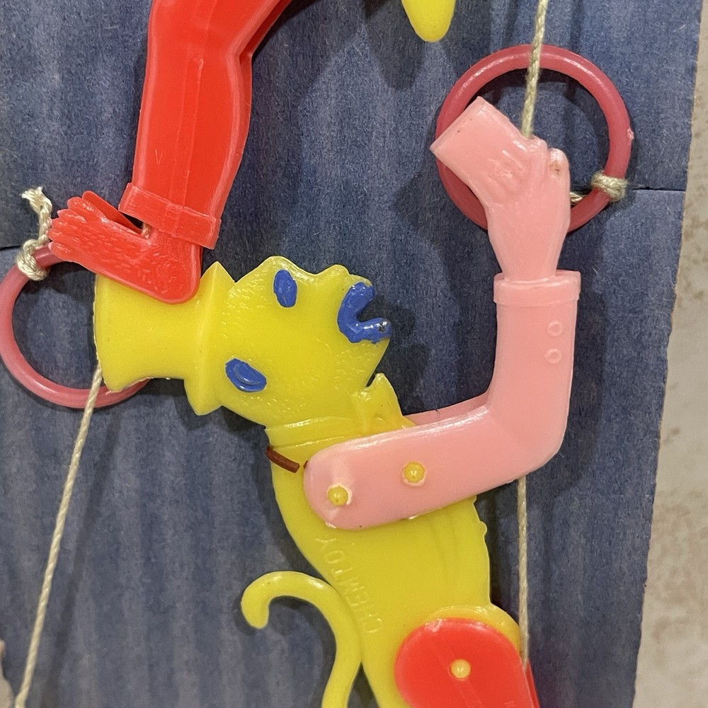 Vintage Chemtoy Plastic Climbing Monkey Race Pull String Novelty Toy READ