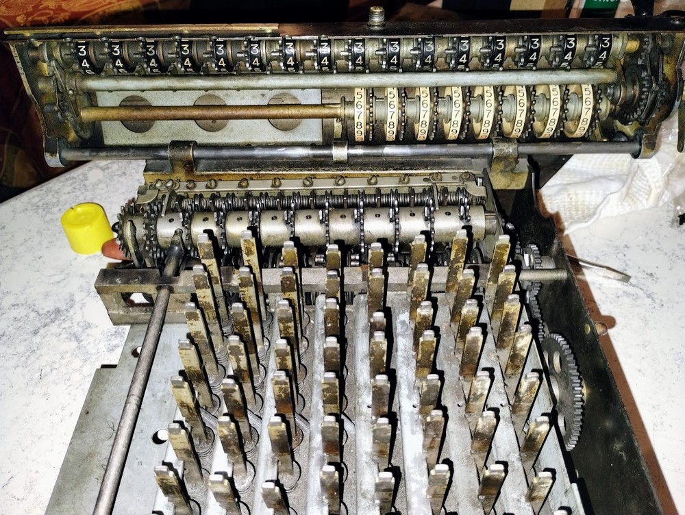 Antique fully working 1918 Monroe Calculator Model G / Adding Machine