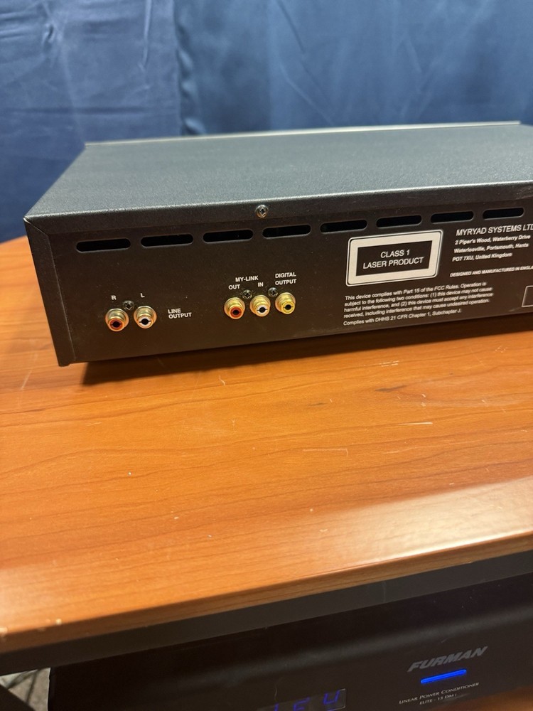 Myryad MCD 600 Audiophile CD Player *WORKS GREAT*