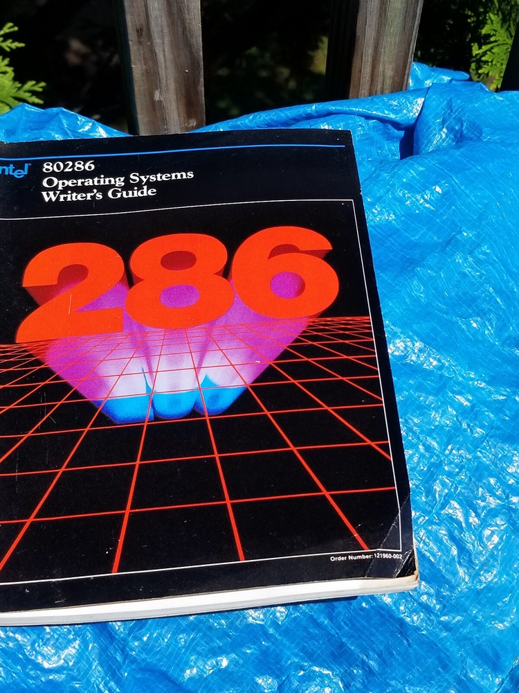 2 VINTAGE ELECTRONICS BOOKS 1986,'88 INTEL OPERATING SYSTEMS 80286 TOOLS CATALOG