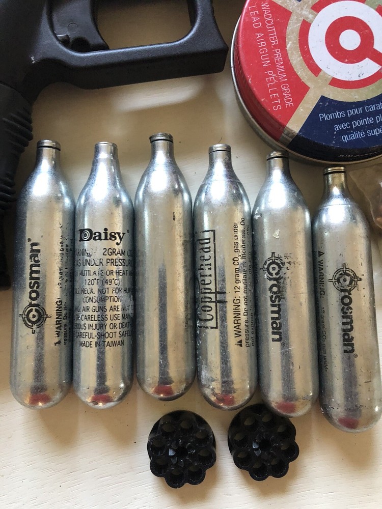 crosman co2 powered air pistol