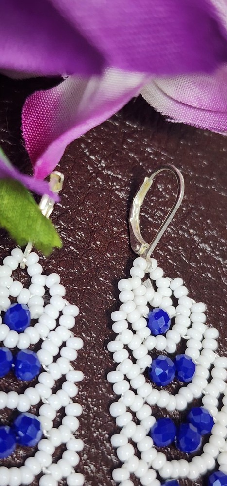 White Zcech Glass Seed Beads. Beautiful Design
