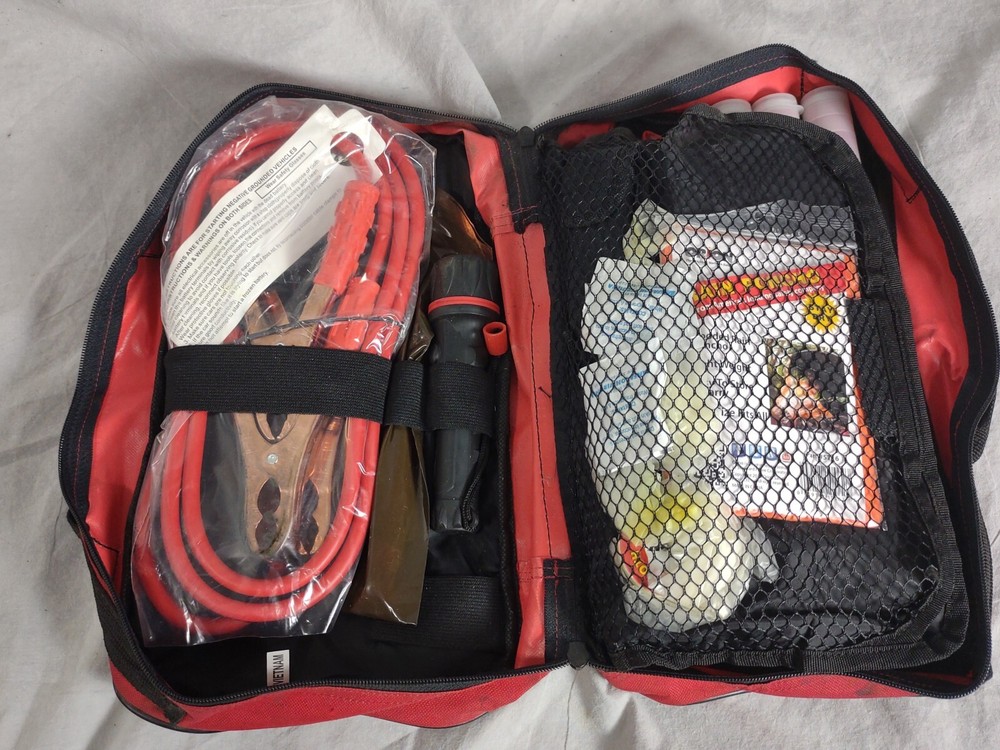 Orion Emergency Kit rode side (sts1)