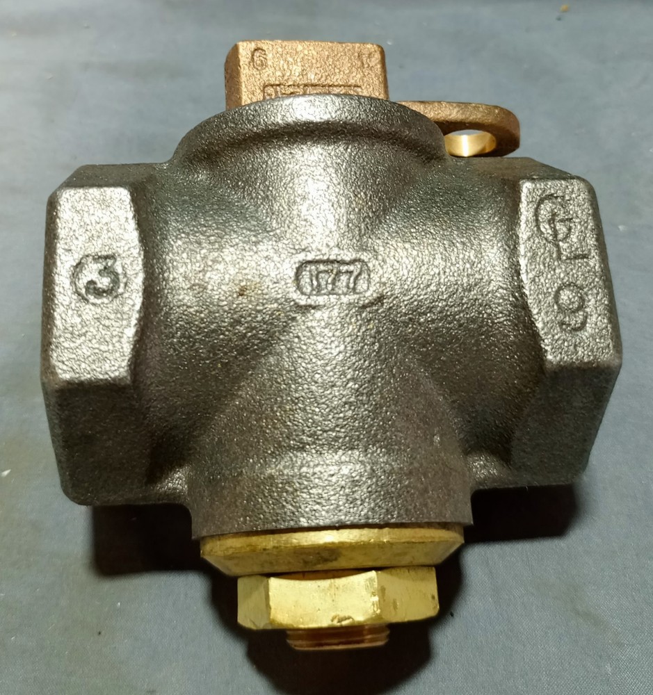 McDonald 1-1/4 Gas Meter Valve