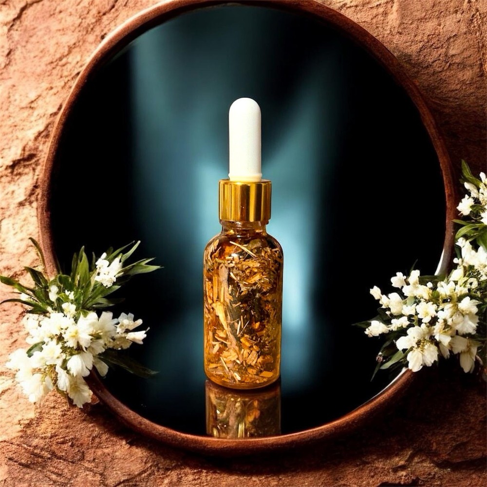 Scrying Oil for Divination